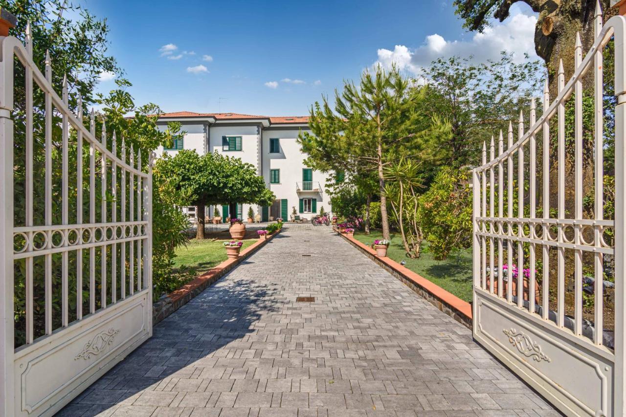 Hotel Bellonda Forte dei Marmi Buitenkant foto
